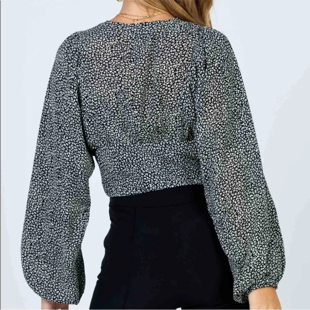Princess Polly - New Mood Top Black - Picture 3 of 4